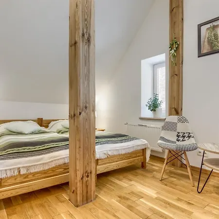 Stara Szkola 20 Bed and breakfast
