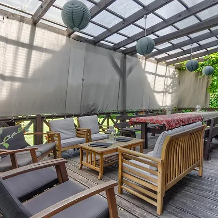 Stara Szkola 20 3* Trzcin