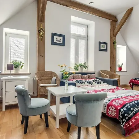 Bed and breakfast Stara Szkola 20 Trzcin