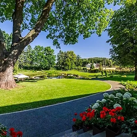 Bed & Breakfast Stara Szkola 20 3*