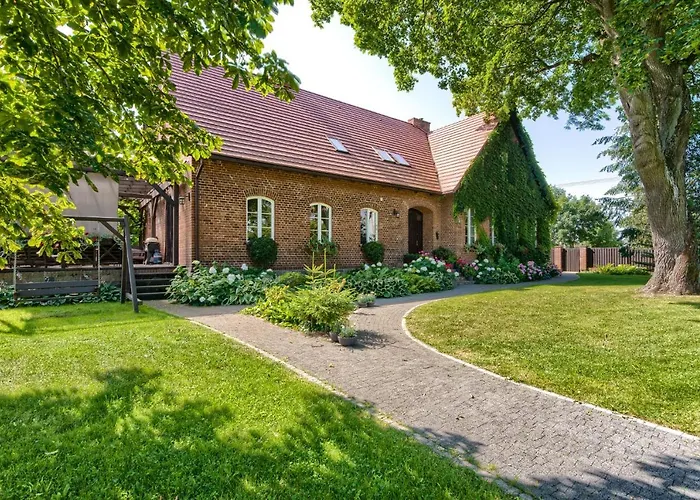 Stara Szkola 20 3* Trzcin