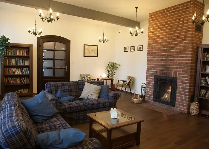 Stara Szkola 20 Trzcin